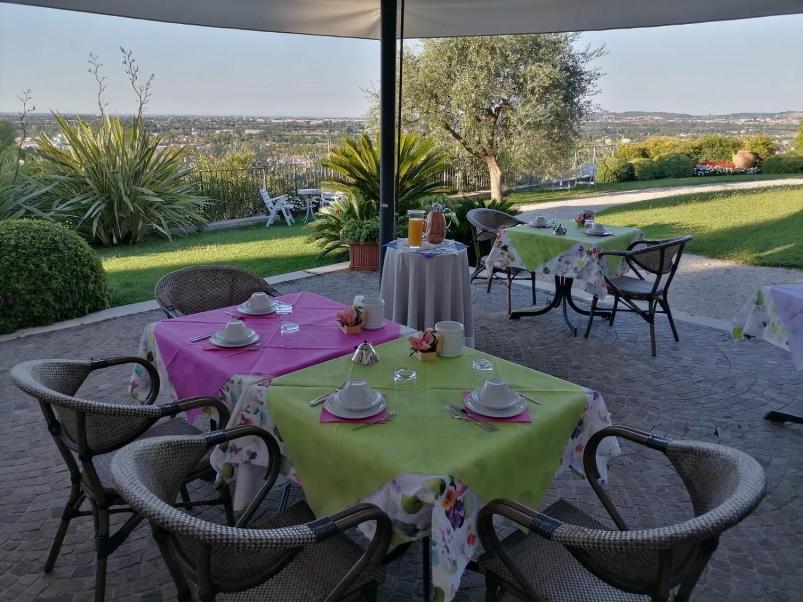 Villa Archi B&B San Pietro in Cariano Luaran gambar